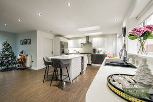 Photo 13- click for photo gallery